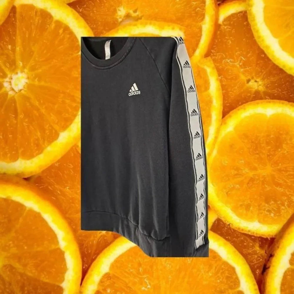 Black‎ Adidas Sweatshirt With Adidas Down the Sleeves Size S